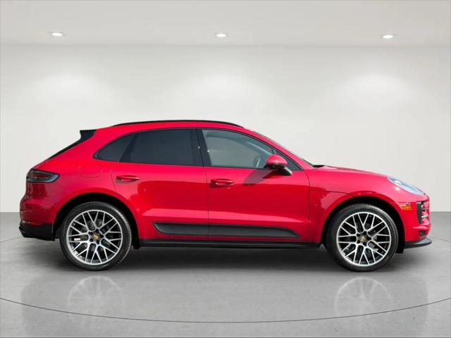 2020 Porsche Macan Macan