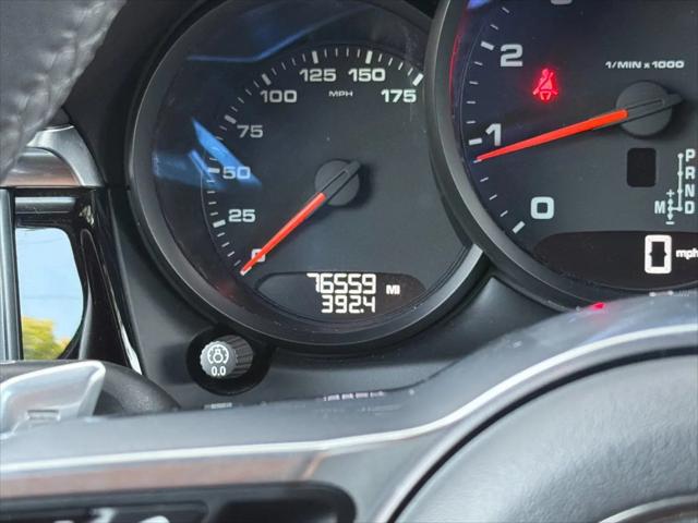 2020 Porsche Macan Macan