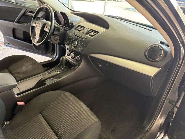 2013 Mazda Mazda3 i Touring