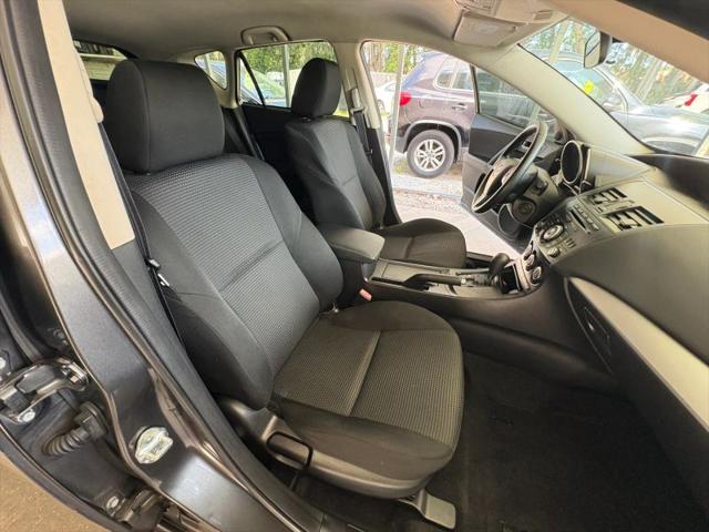 2013 Mazda Mazda3 i Touring