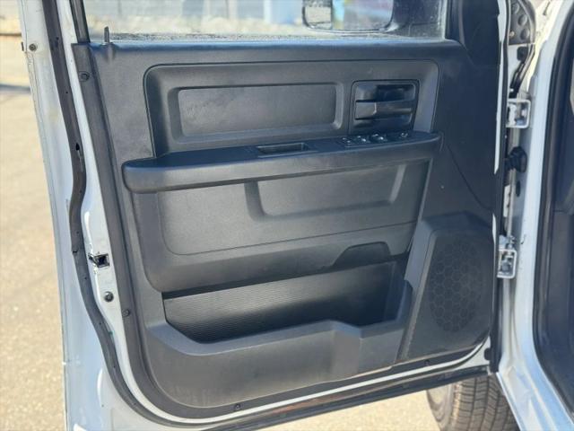 2017 Ram 3500 Tradesman/SLT/Laramie