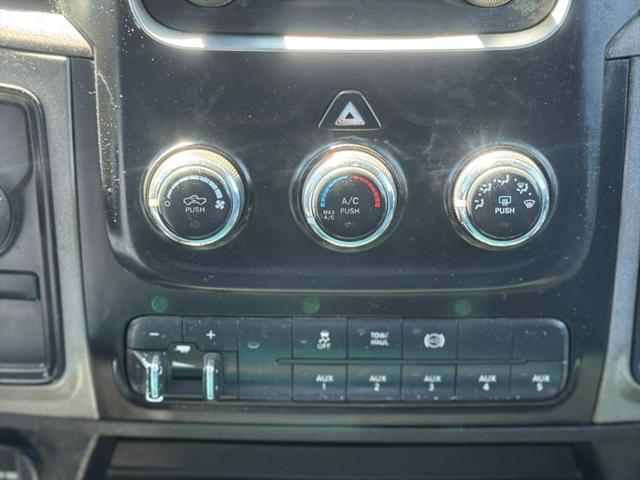 2017 Ram 3500 Tradesman/SLT/Laramie