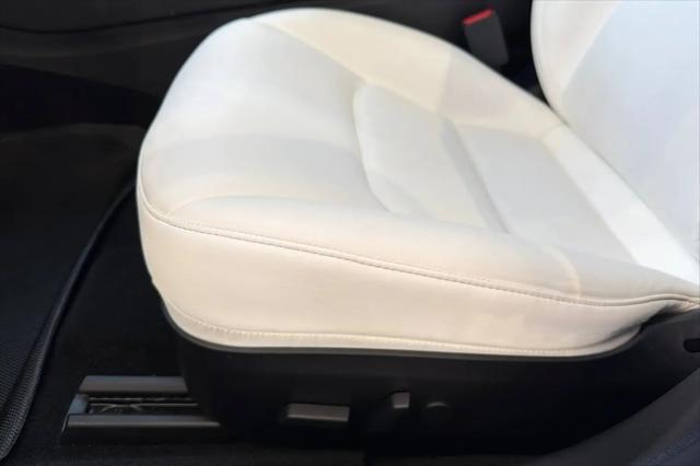 2020 Tesla Model 3 Standard Range Plus Rear-Wheel Drive