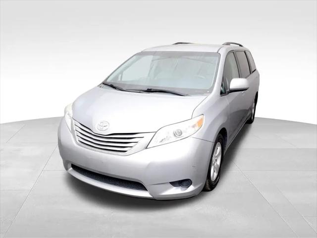 2015 Toyota Sienna LE 8 Passenger for sale in Puyallup, WA