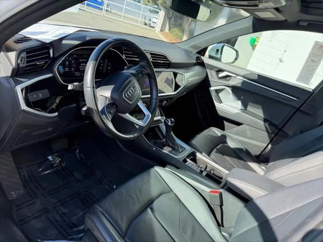 2024 Audi Q3 Premium 45 TFSI S line quattro Tiptronic