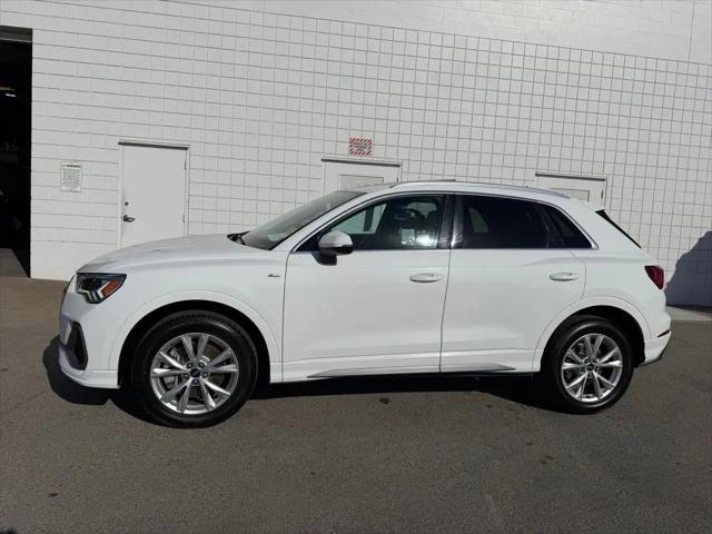2024 Audi Q3 Premium 45 TFSI S line quattro Tiptronic