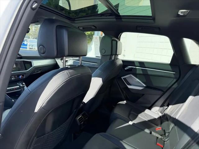 2024 Audi Q3 Premium 45 TFSI S line quattro Tiptronic