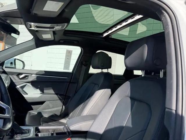 2024 Audi Q3 Premium 45 TFSI S line quattro Tiptronic
