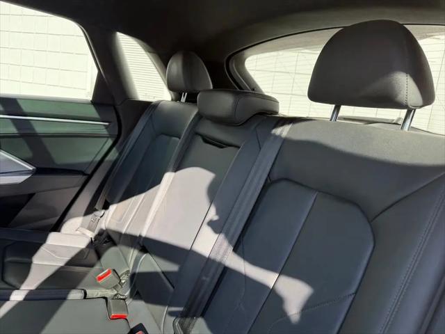 2024 Audi Q3 Premium 45 TFSI S line quattro Tiptronic