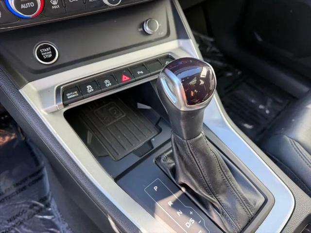 2024 Audi Q3 Premium 45 TFSI S line quattro Tiptronic