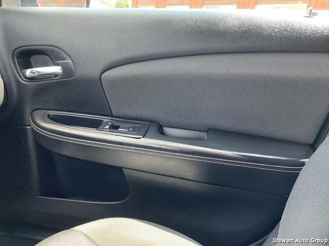 2013 Dodge Avenger SE
