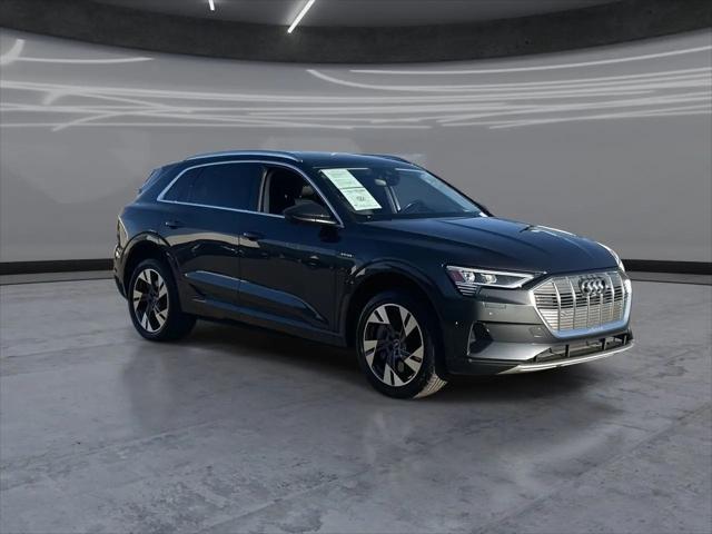 2021 Audi e-tron Prestige quattro