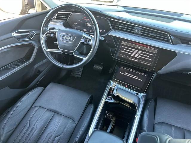 2021 Audi e-tron Prestige quattro