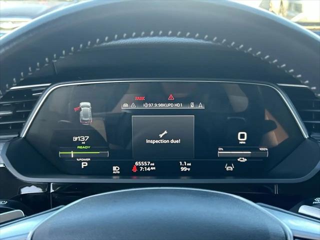 2021 Audi e-tron Prestige quattro