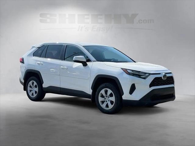 2023 Toyota RAV4 LE