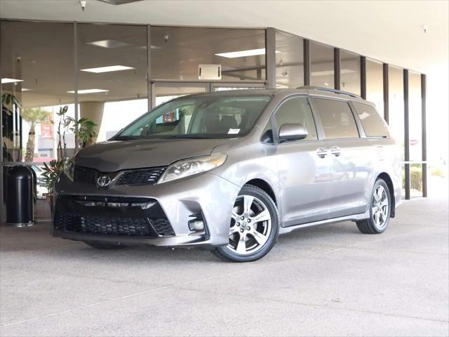 2018 Toyota Sienna SE Premium 8 Passenger for sale in Tucson, AZ