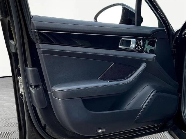 2020 Porsche Panamera Panamera