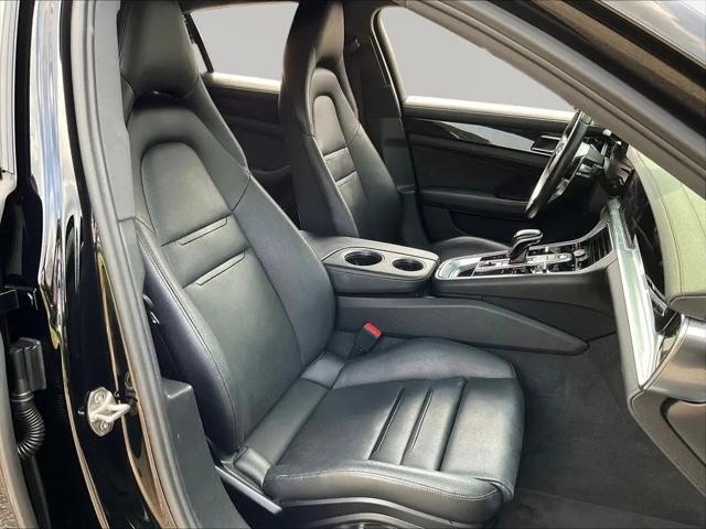 2020 Porsche Panamera Panamera