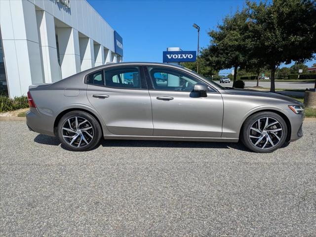 2019 Volvo S60 T6 Momentum