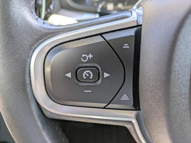 2019 Volvo S60 T6 Momentum