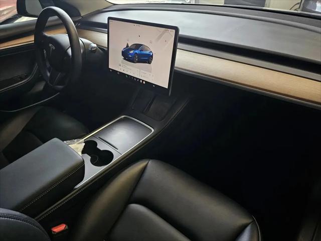 2022 Tesla Model 3 Rear-Wheel Drive