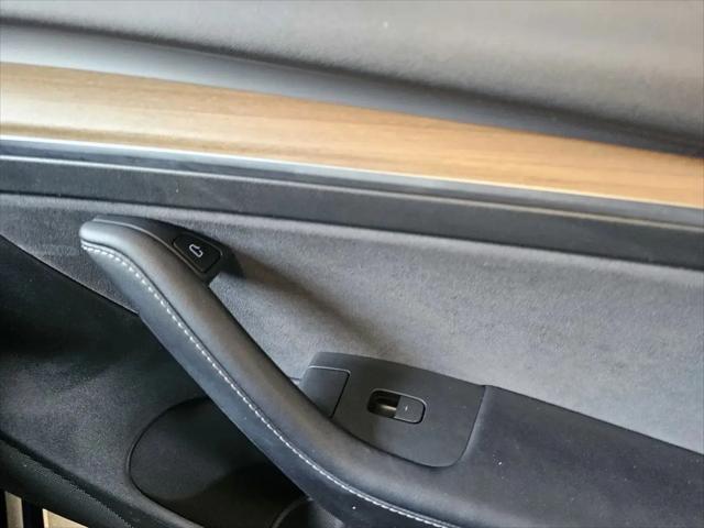 2022 Tesla Model 3 Rear-Wheel Drive