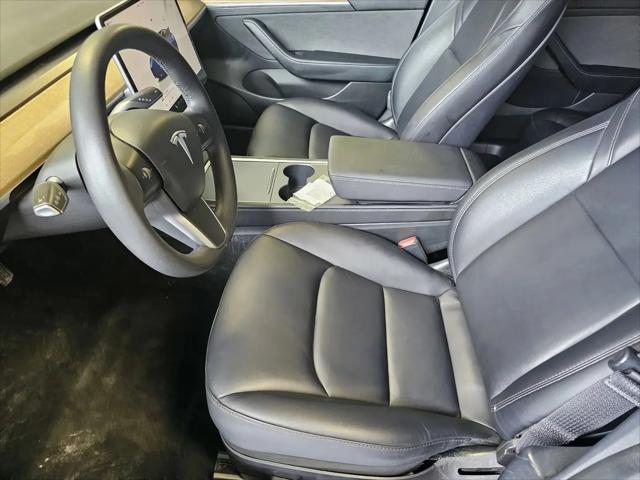 2022 Tesla Model 3 Rear-Wheel Drive