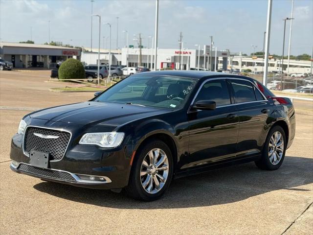 2016 Chrysler 300 Limited for sale in Mesquite, TX