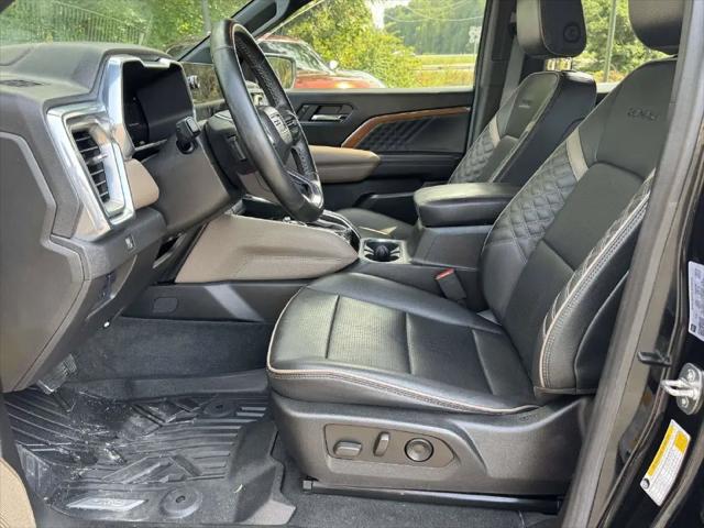 2023 GMC Canyon 4WD Crew Cab Short Box Denali