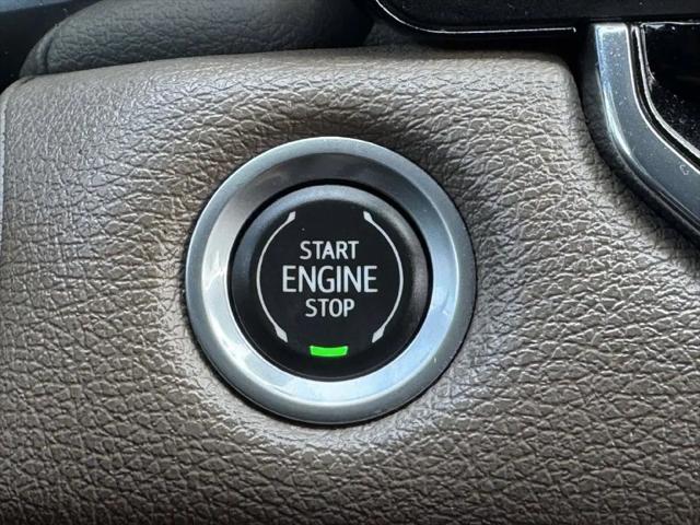 2023 GMC Canyon 4WD Crew Cab Short Box Denali
