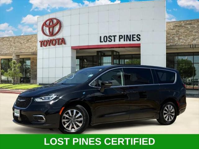 2023 Chrysler Pacifica Hybrid Touring L for sale in Bastrop, TX
