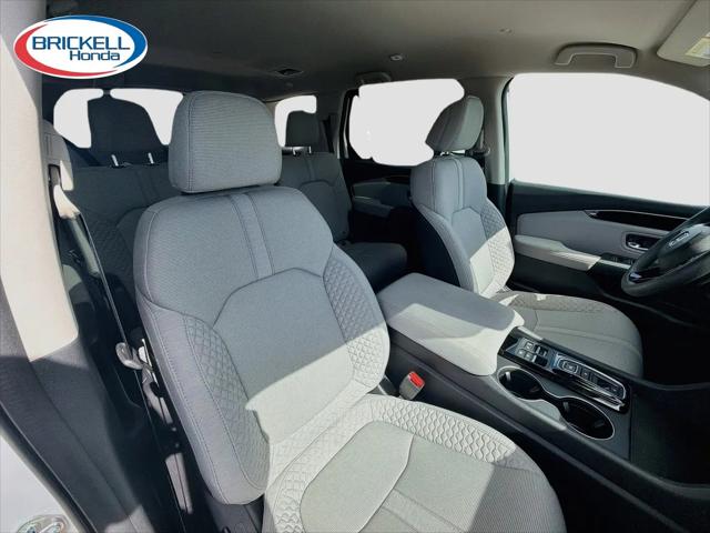 2023 Honda Pilot 2WD LX