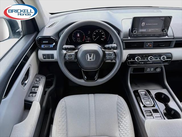 2023 Honda Pilot 2WD LX