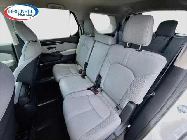 2023 Honda Pilot 2WD LX
