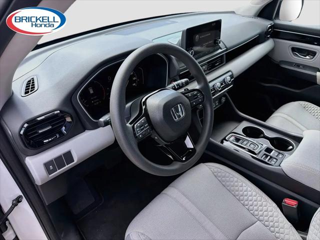 2023 Honda Pilot 2WD LX