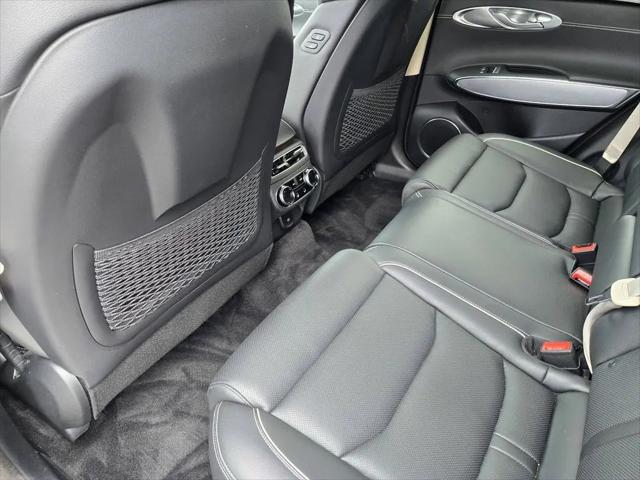 2023 Genesis GV70 Advanced AWD