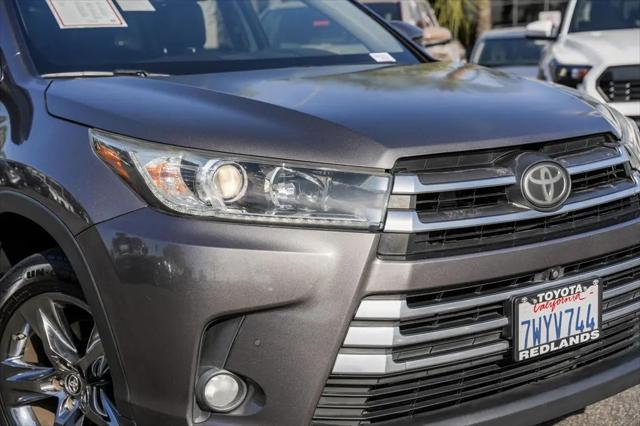 2017 Toyota Highlander Limited Platinum