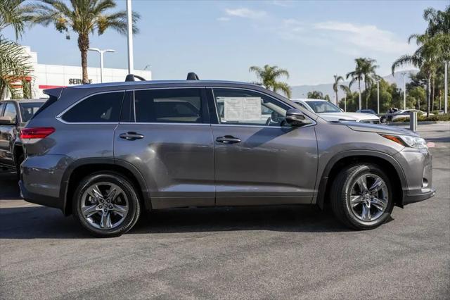 2017 Toyota Highlander Limited Platinum