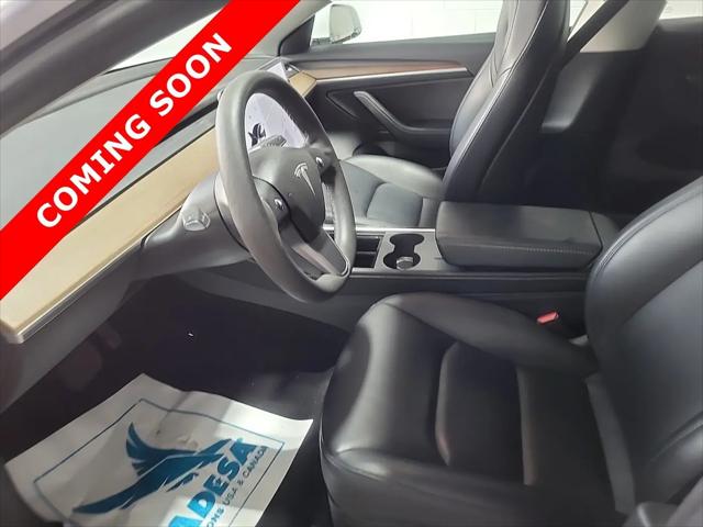 2022 Tesla Model 3 Rear-Wheel Drive