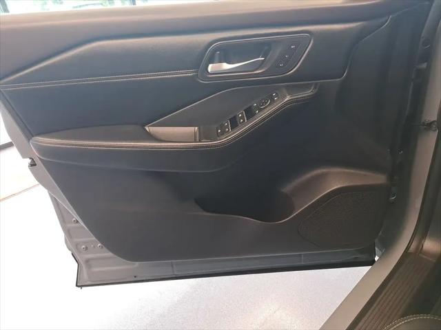 2023 Nissan Rogue SL FWD