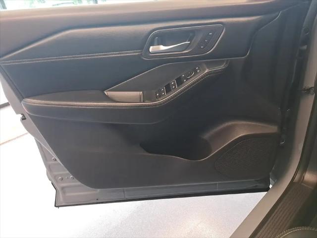 2023 Nissan Rogue SL FWD