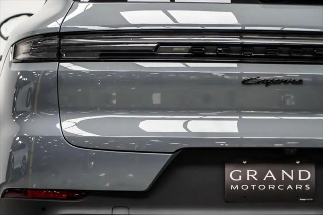 2024 Porsche Cayenne E-Hybrid Cayenne E-Hybrid