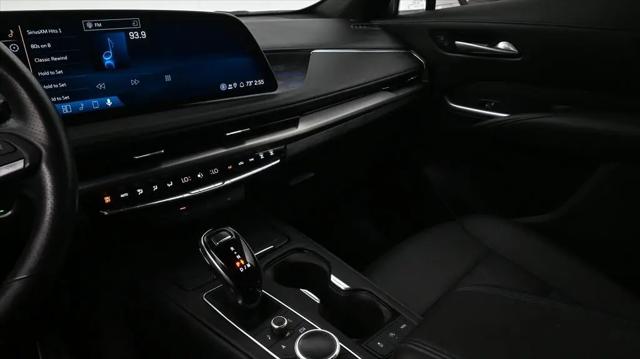 2025 Cadillac XT4 FWD Sport