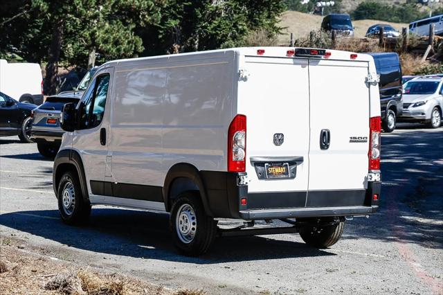 2026 Ram ProMaster Cargo Van Tradesman Low Roof 118 WB w/Pass Seat