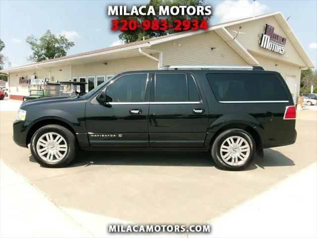 2011 Lincoln Navigator L Standard for sale in Milaca, MN