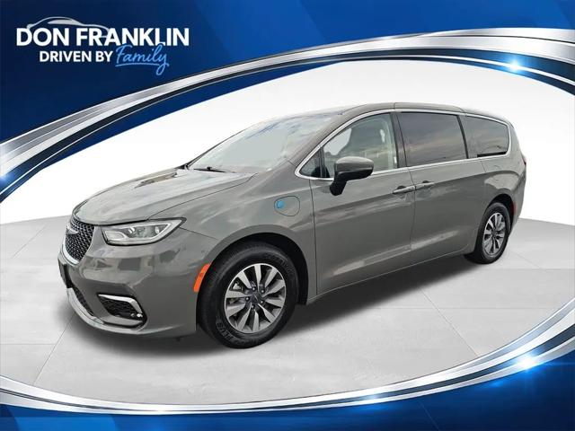 2023 Chrysler Pacifica Hybrid Touring L for sale in Columbia, KY