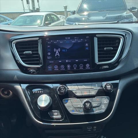 2019 Chrysler Pacifica Touring L