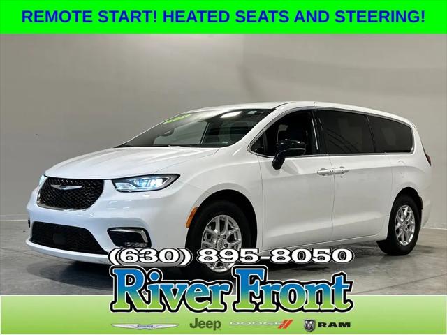 2025 Chrysler Pacifica Select for sale in North Aurora, IL
