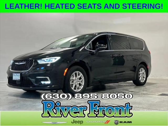 2025 Chrysler Pacifica Select for sale in North Aurora, IL
