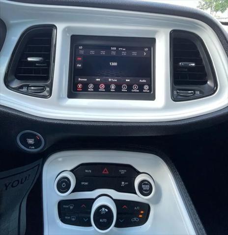 2020 Dodge Challenger SXT